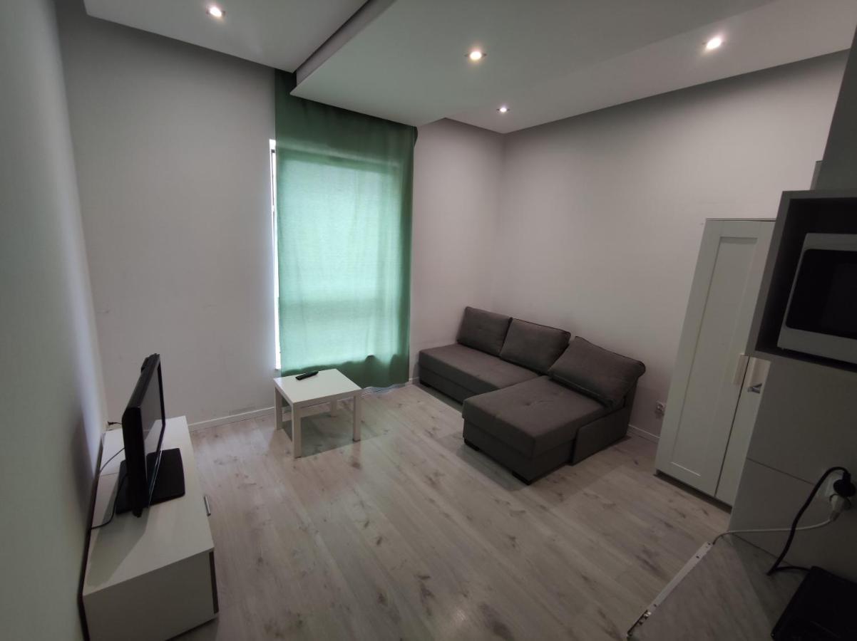 Micadas Apartamenty Пясечно Екстериор снимка