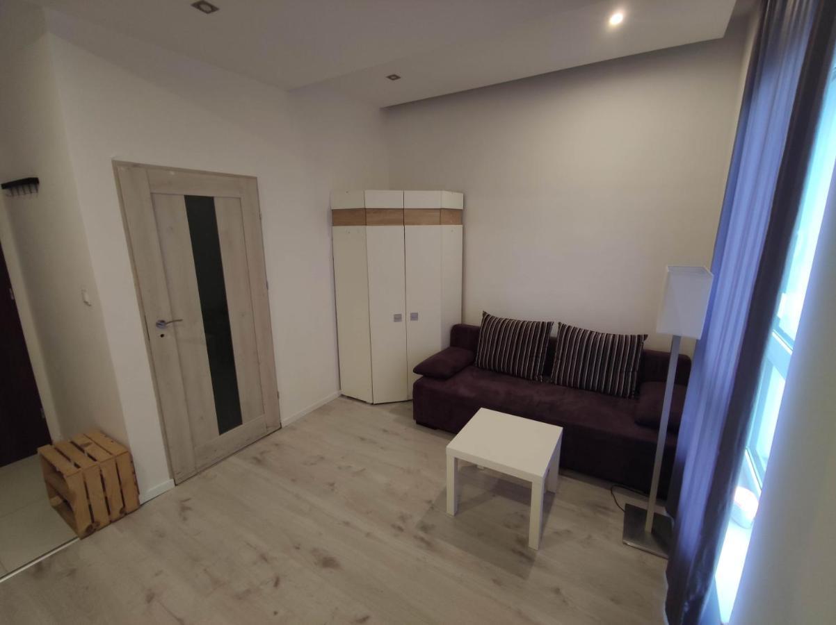 Micadas Apartamenty Пясечно Екстериор снимка